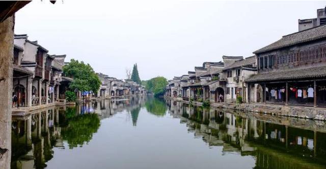 开着福特探险者抵达西安，兵马俑和古城墙，太震撼了！